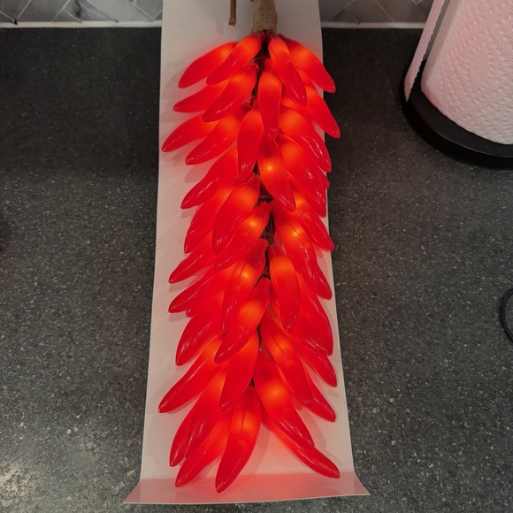 NEW Lot Of 2 Holiday Time Chili Pepper Light Swag Red - Picture 3 of 3